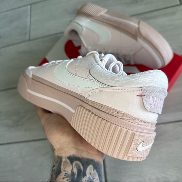 NIKE COURT LOW PINK WHITE SNEAKERS - Picture 2 of 3